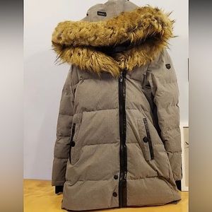 NOIZE Signature Anthropologie Down & Feathers Quilted Hooded Puffer Parka Coat